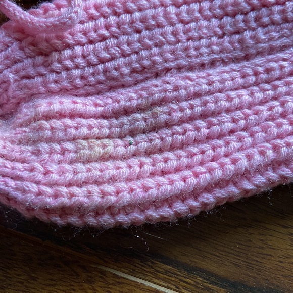 Absolutely cute cabin Pom Pom socks - Picture 4 of 6